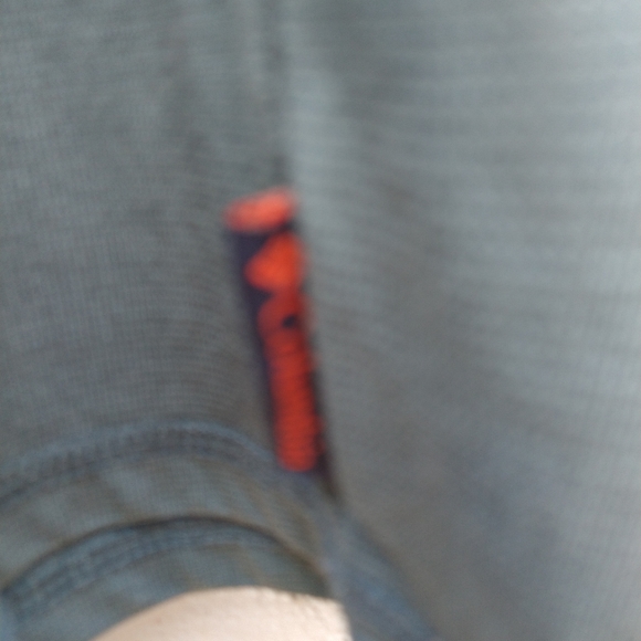 COLUMBIA SHIRT.  XL - Picture 5 of 6